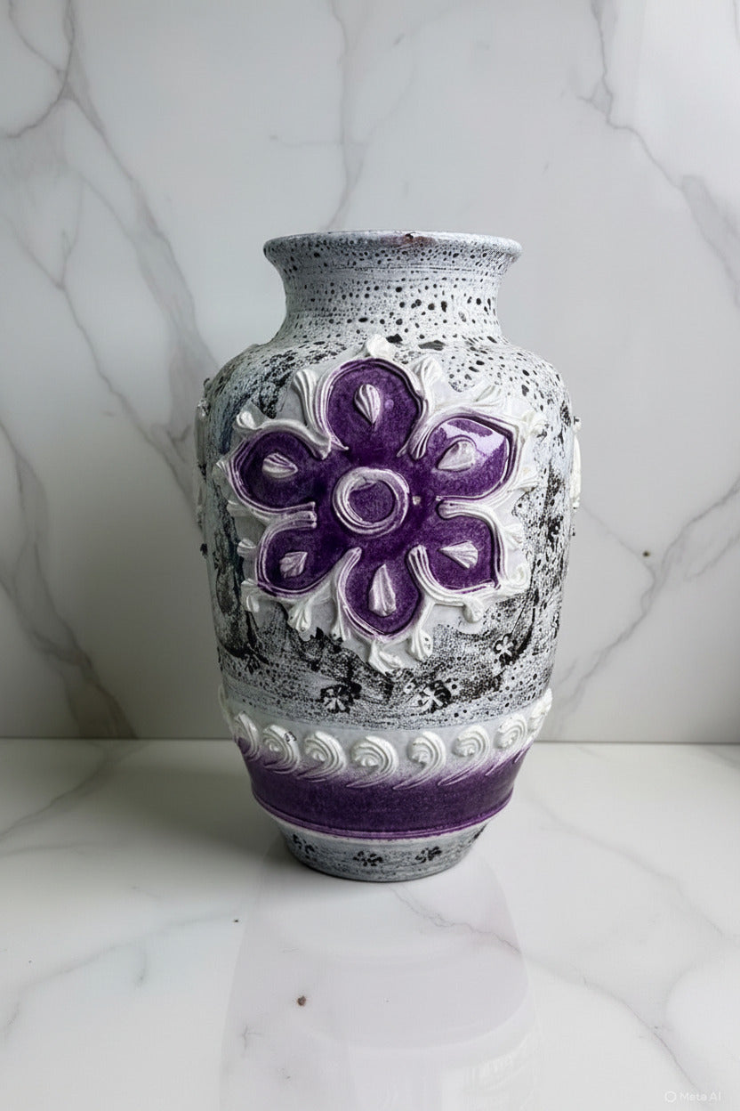 Mid-Century Modern Cased Glass Vase 35cm W, 20 Height