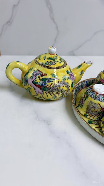 Mini Chinese Famille Rose Porcelain – Yellow