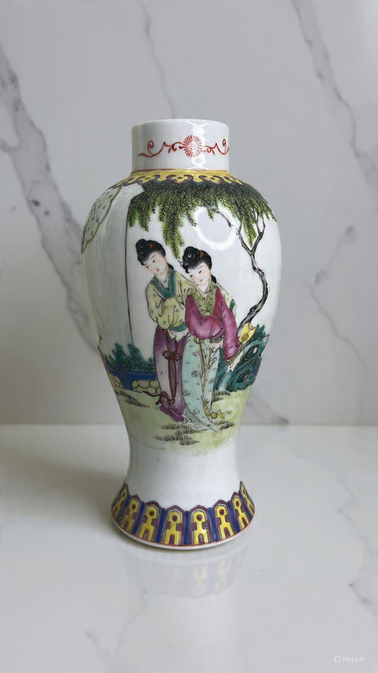 Chinese Republic Period Famille Rose Porcelain Vase