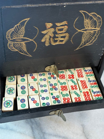 Antique Shanghai Mahjong Set